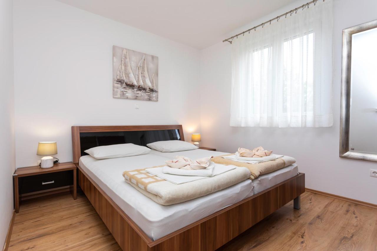 Apartments Mia Baska  Ngoại thất bức ảnh